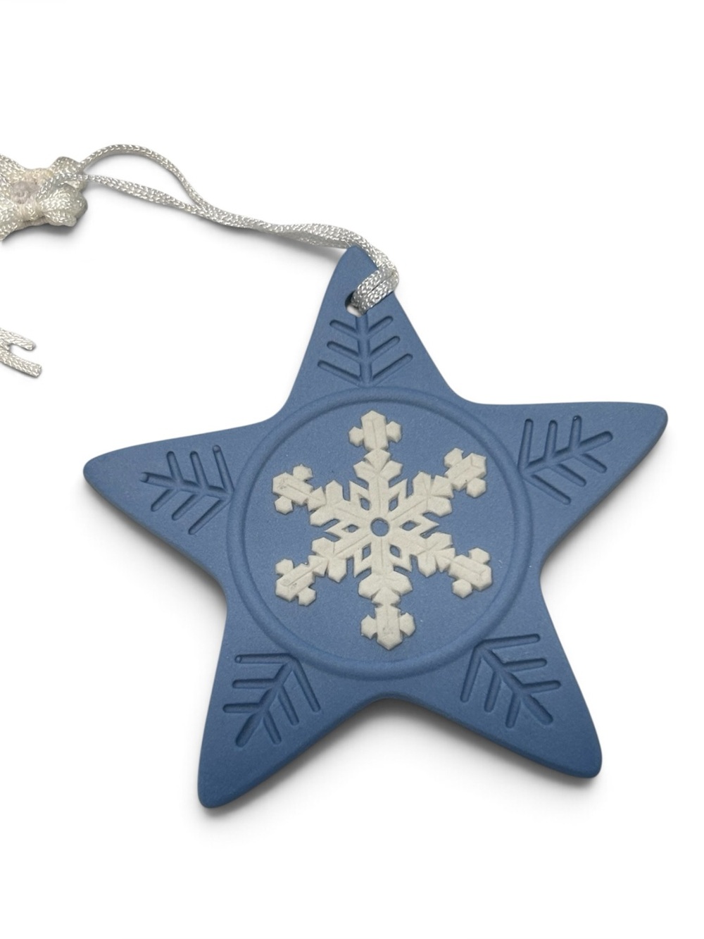 Wedgewood Blue & White Snowflake Star Shaped Holiday Ornament 2003 with Box